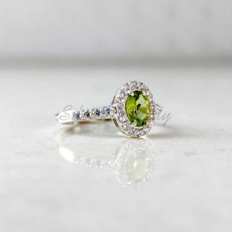 'Statement' Peridot 925 Solid Sterling Silver Exclusive Ring