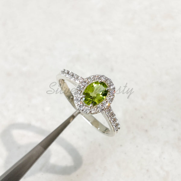 'Statement' Peridot 925 Solid Sterling Silver Exclusive Ring