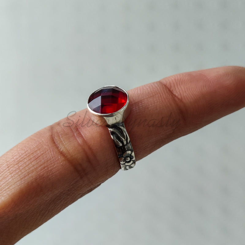 'Bohmin' Garnet 925 Solid Sterling Silver Ring