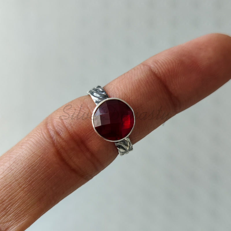 'Bohmin' Garnet 925 Solid Sterling Silver Ring