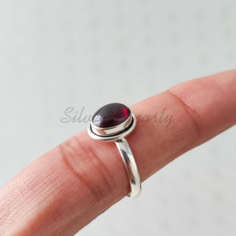 'Minimalist' Red Garnet 925 Solid Sterling Silver Ring