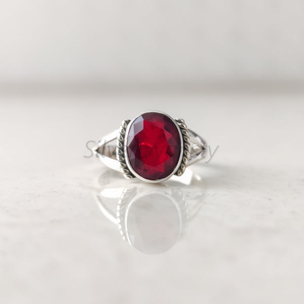 'Fortuna' Garnet 925 Solid Sterling Silver Ring