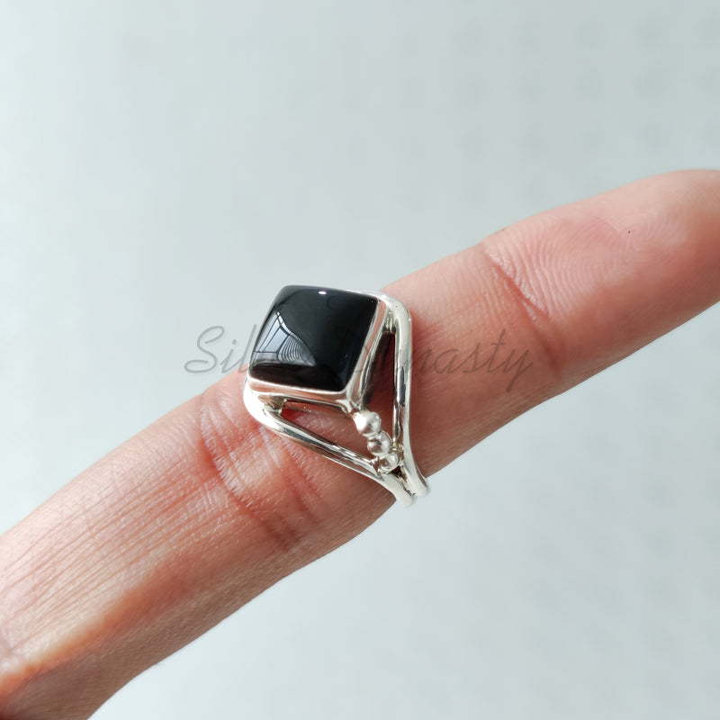 'BIA' Black Onyx 925 Solid Sterling Silver Ring