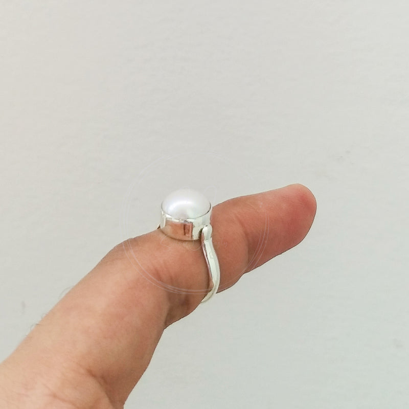 'Minimalist' Pearl 925 Solid Sterling Silver Ring