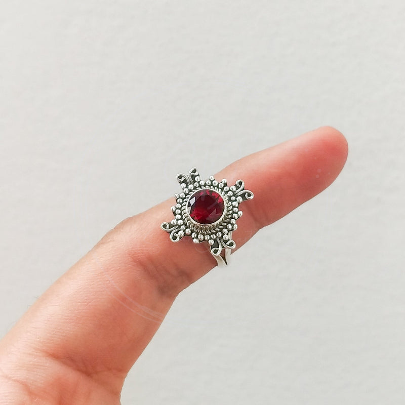 'Bohmin' Garnet 925 Solid Sterling Silver Ring