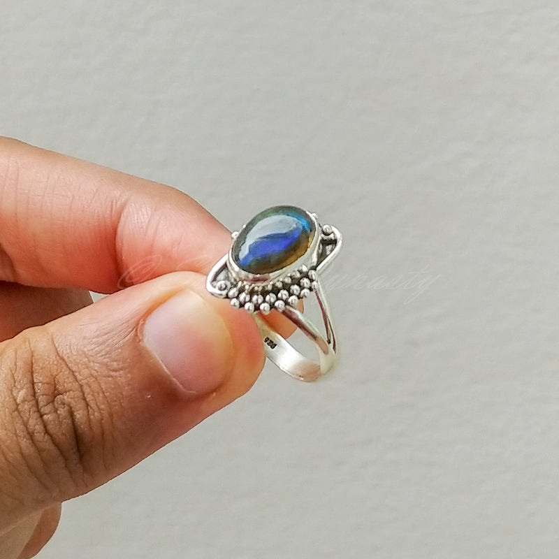 'Modern' Labradorite Solid Sterling Silver Ring