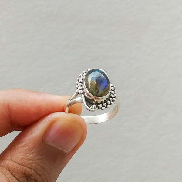 'Modern' Labradorite Solid Sterling Silver Ring