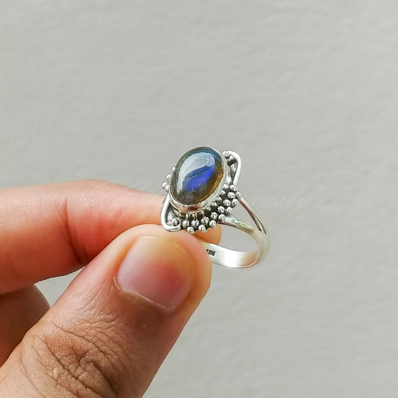 'Modern' Labradorite Solid Sterling Silver Ring