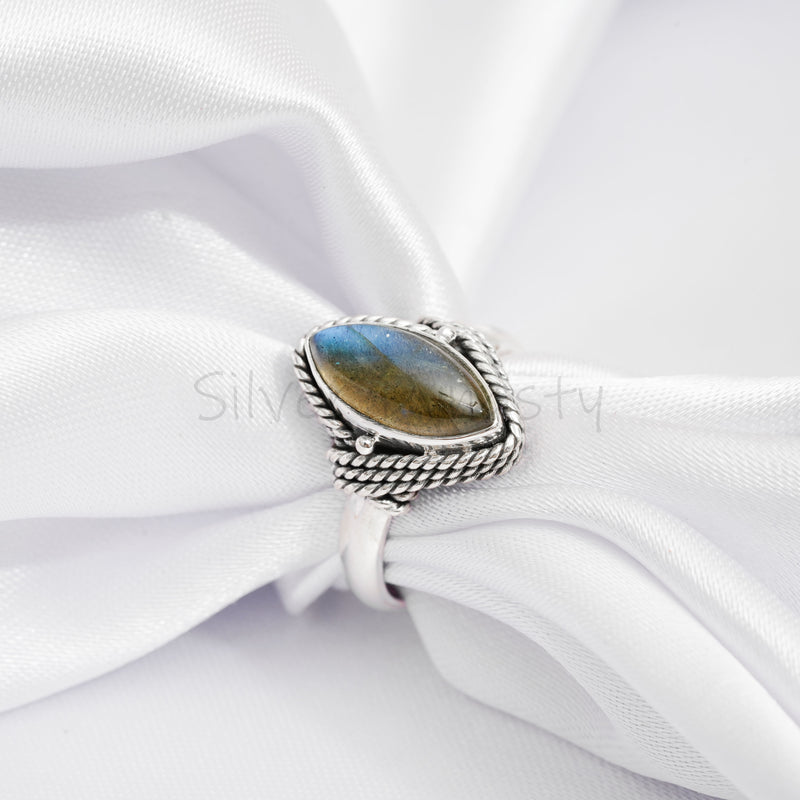 'Bomin' Labradorite Ring, 925 Solid Sterling Silver Ring