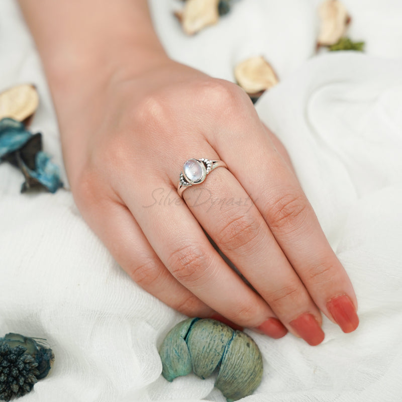 'Simple' Rainbow Moonstone 925 Solid Sterling Silver Ring