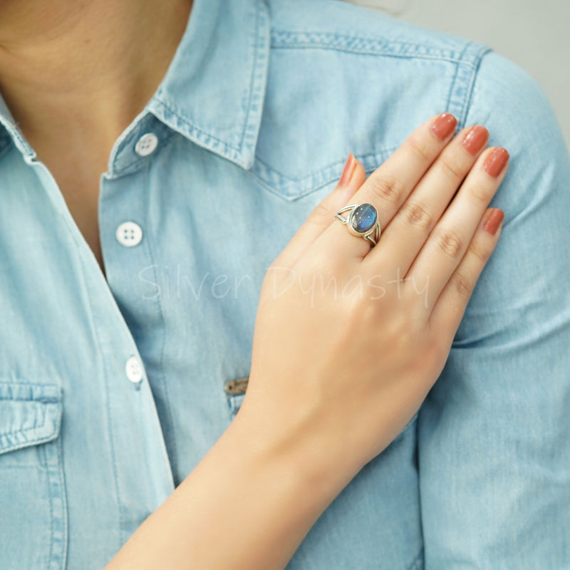 'Minimalist' Labradorite 925 Solid Sterling Silver Ring