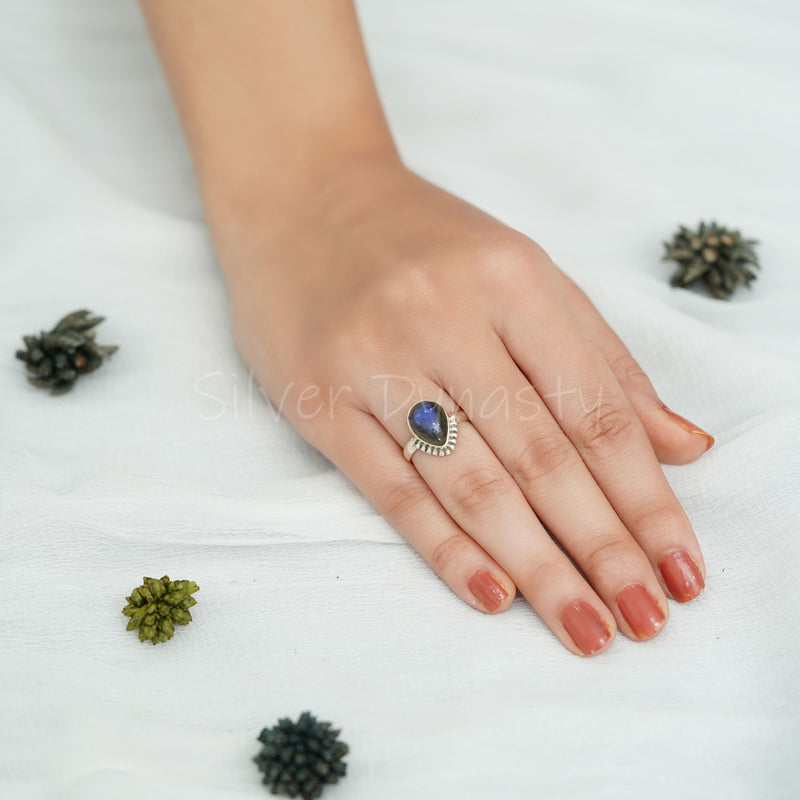 'Drop' Labradorite 925 Solid Sterling Silver Ring