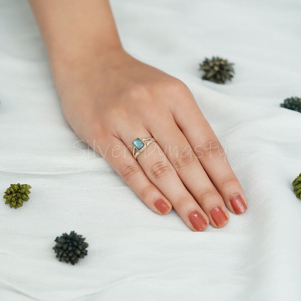 'Bomin' Labradorite Ring, 925 Solid Sterling Silver Ring