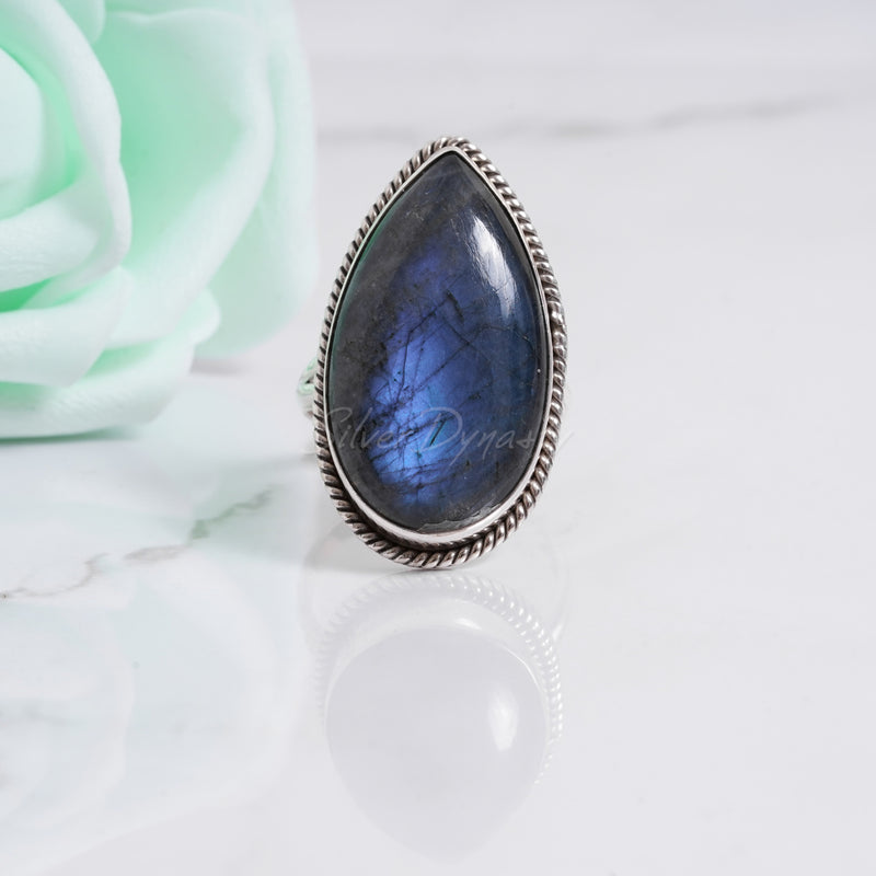 'Big' Labradorite 925 Solid Sterling Silver Ring