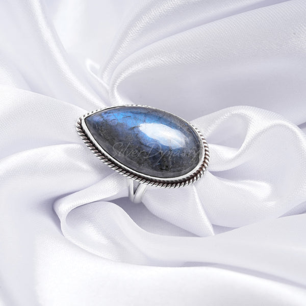 'Big' Labradorite 925 Solid Sterling Silver Ring