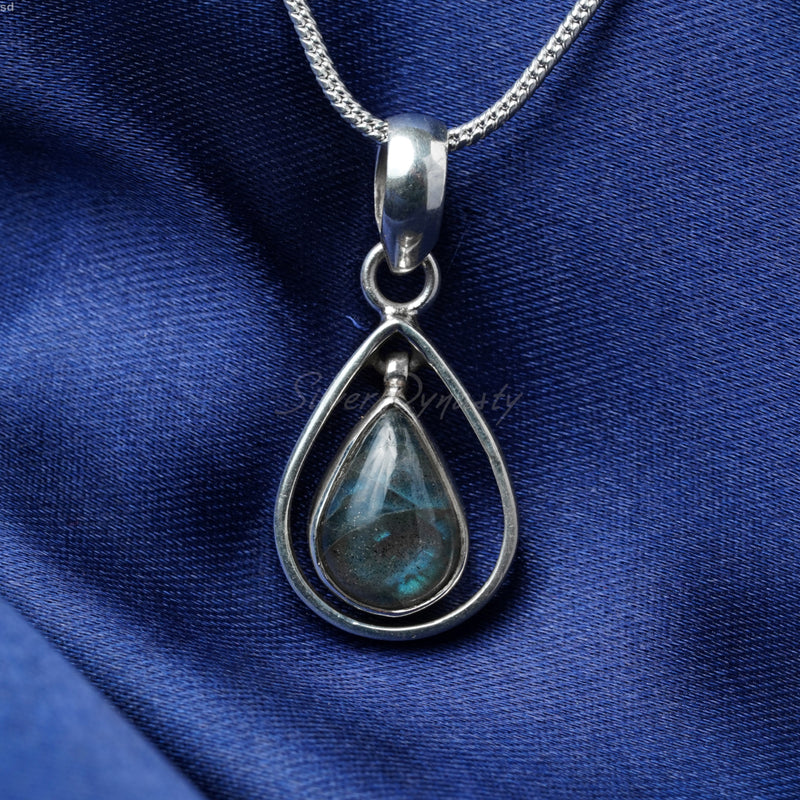 Labradorite Pendant, 925 Solid Sterling Silver Pendant